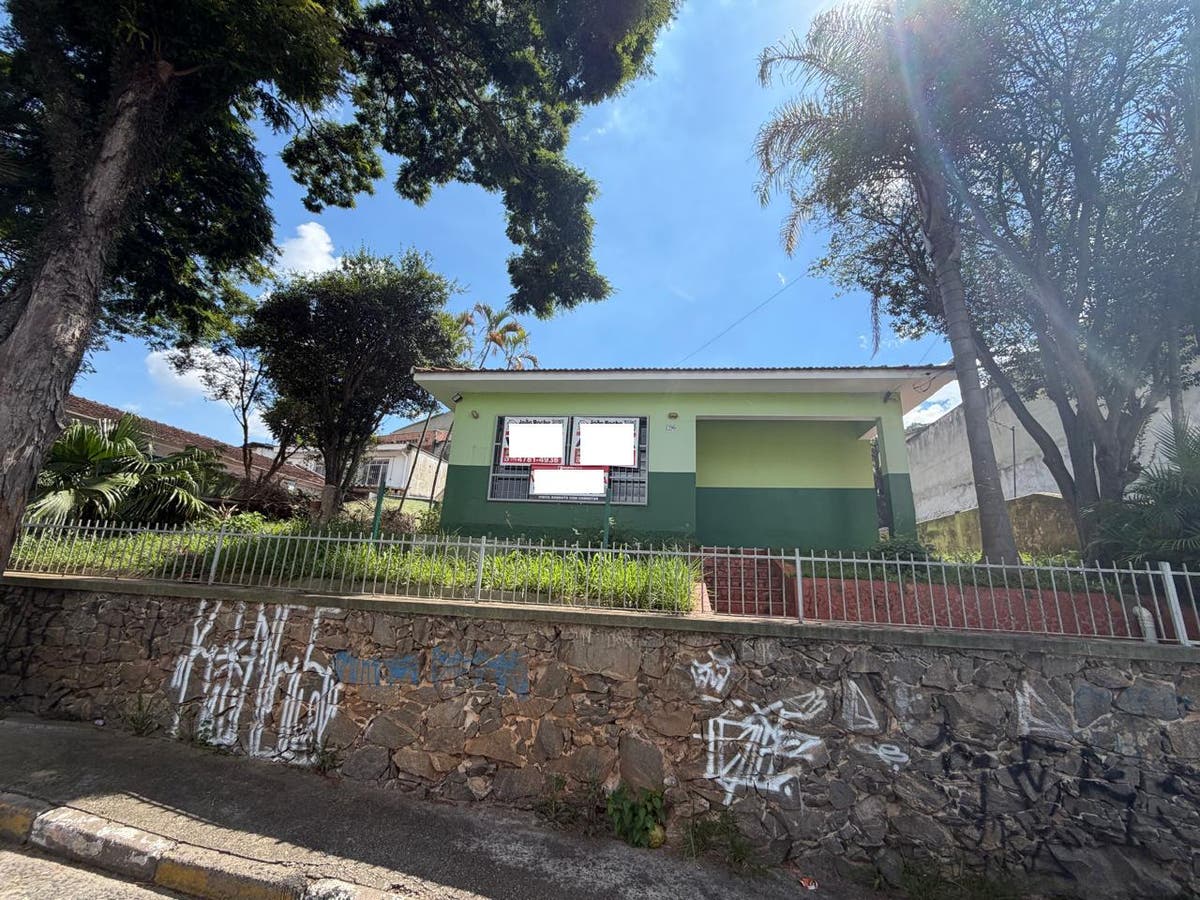 Casa comercial - Casa em Centro, Embu das Artes - para locação e à venda - Significatus Empreendimentos e Consultoria LTDA