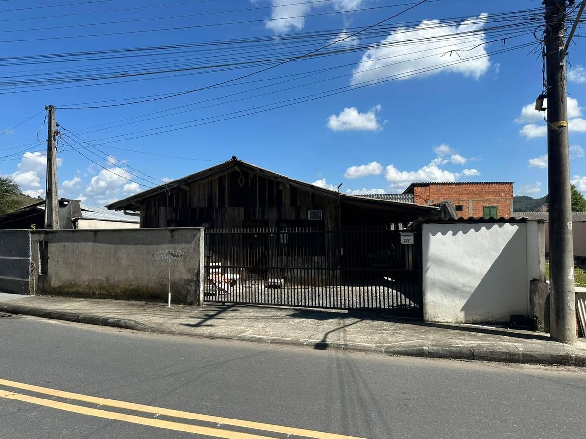 Casa com 4 quartos à Venda, Bela Vista - Gaspar - Casa em Bela Vista, Gaspar - à venda - Tomio Imoveis Ltda