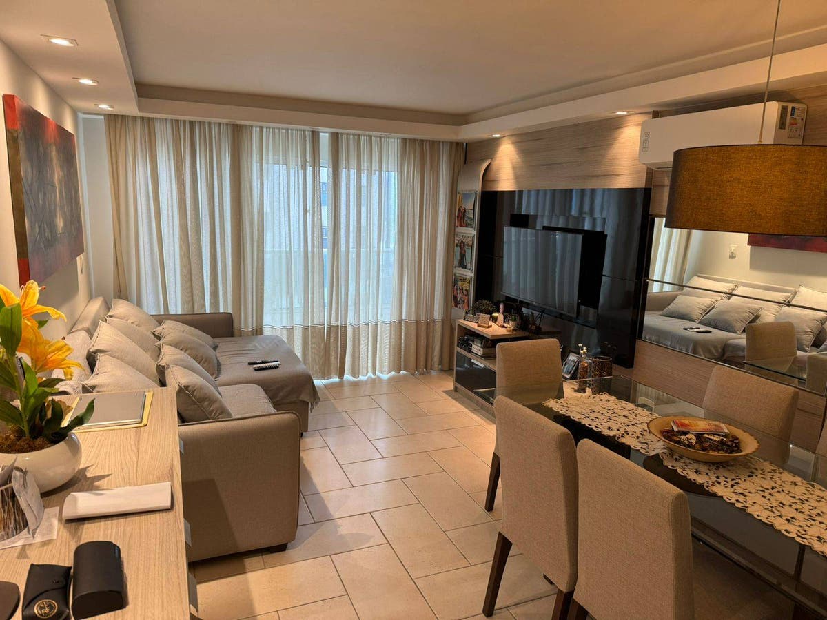 Apartamento Quadra Mar com 3 Dormitórios no Centro de Balneário Camboriú - Apartamento em Centro, Balneário Camboriú - à venda - Rah Imóveis & Incorporadora