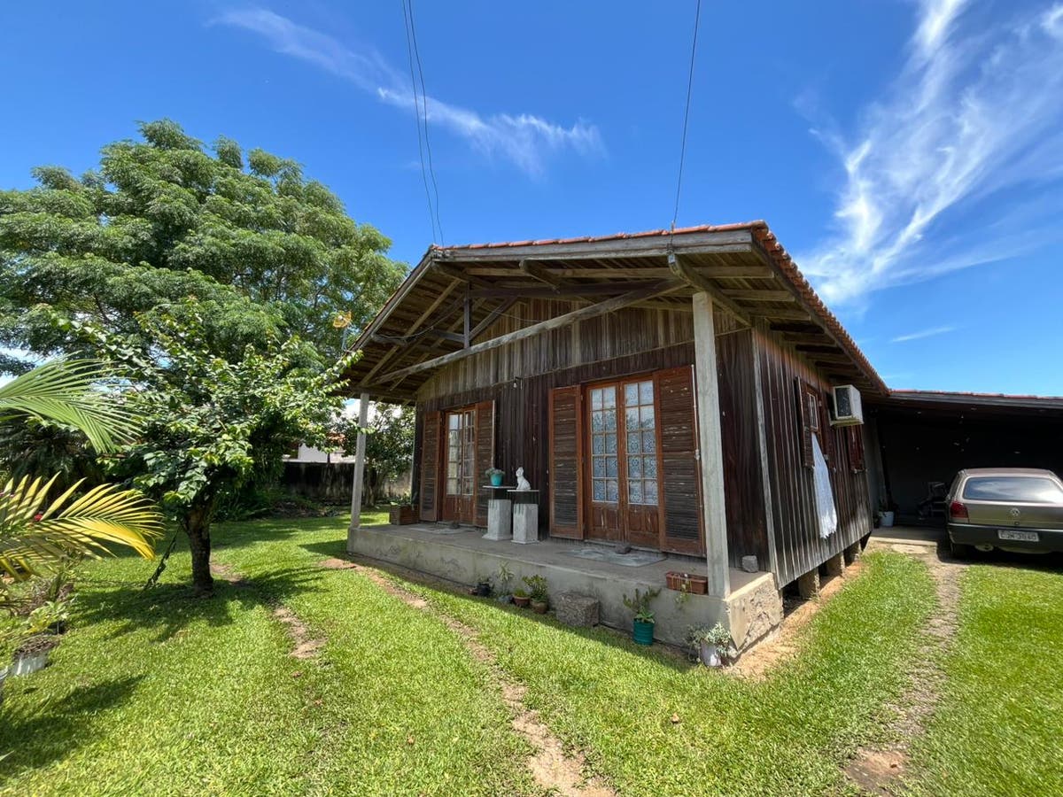 Casa com 3 quartos, Guarda - Casa em Guarda - à venda - Imobiliária Realize Ltda