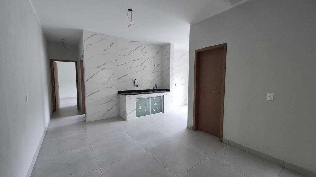 Aluguel Casa 03 Dormitórios (sendo 01 suíte) Bairro Rio Pequeno - Casa - para locação - Ilaini Imóveis
