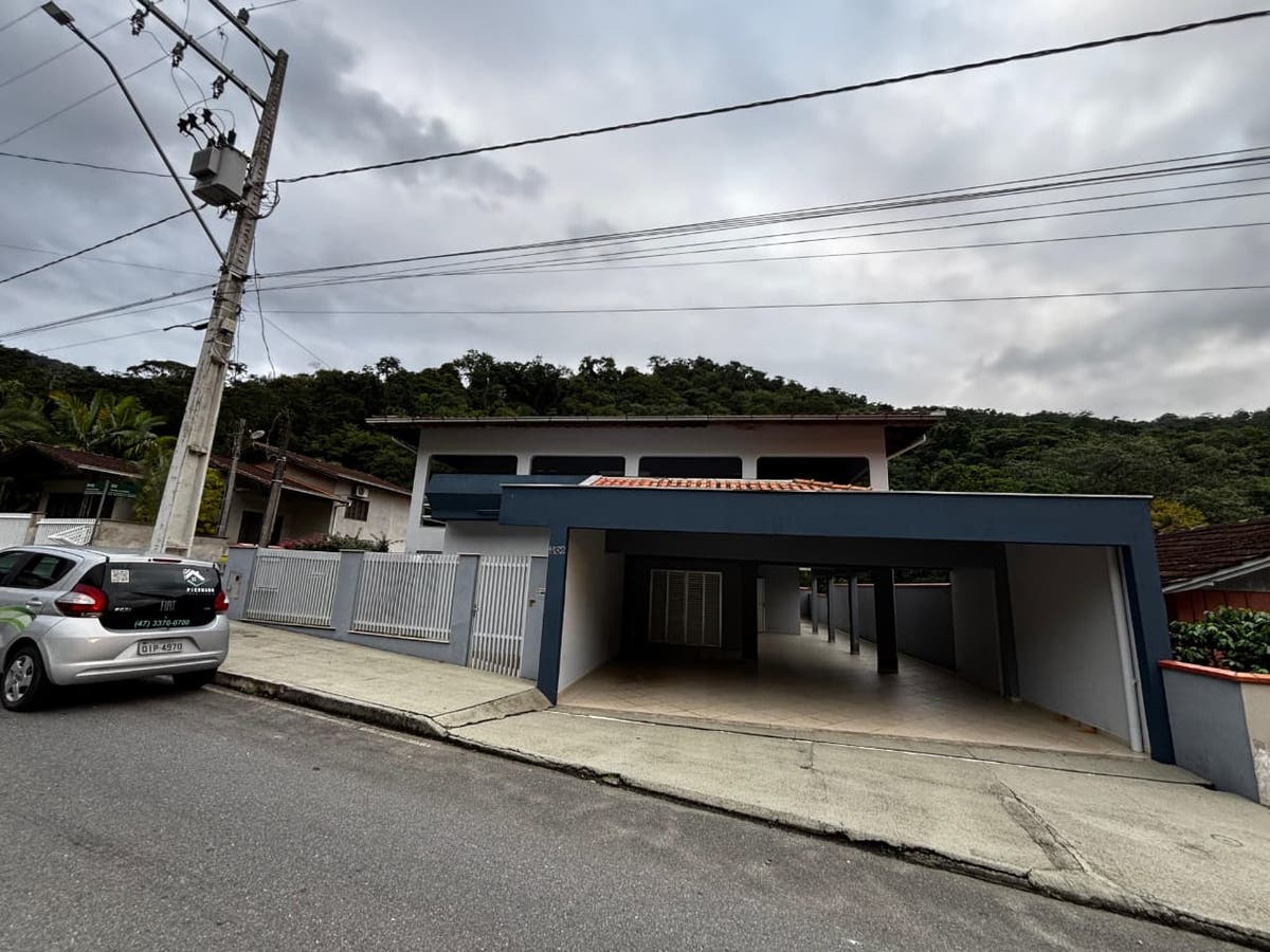 Casa Para Locação No Bairro Barra Em Jaraguá Do Sul - Casa em Barra do Rio Cerro, Jaraguá do Sul - para locação - Imobiliária Piermann