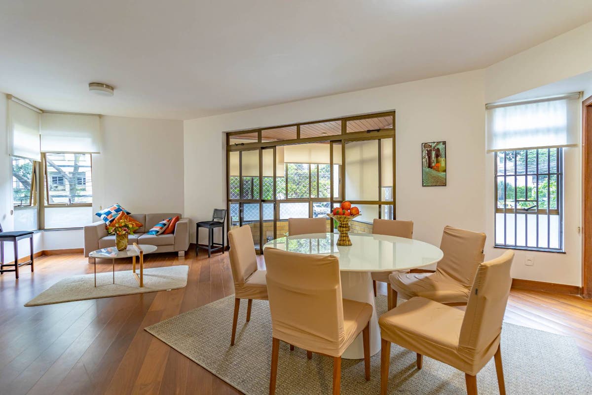 Residencial › Apartamento no Funcionários com 130,00 (M²), 4 quartos e 2 vagas para Venda - Apartamento em Funcionários, Belo Horizonte - à venda - Silvio Ximenes Imobiliária