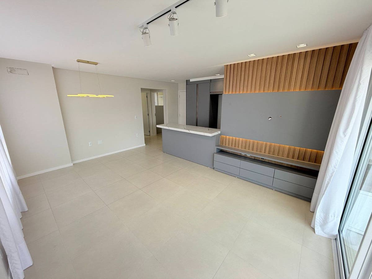 Apartamento à venda no Princess Lethicia Residence com 2 quartos no Areias em Camboriú - Apartamento em Área Rural de Camboriú, Camboriú - à venda - WOW Imobiliária Ltda