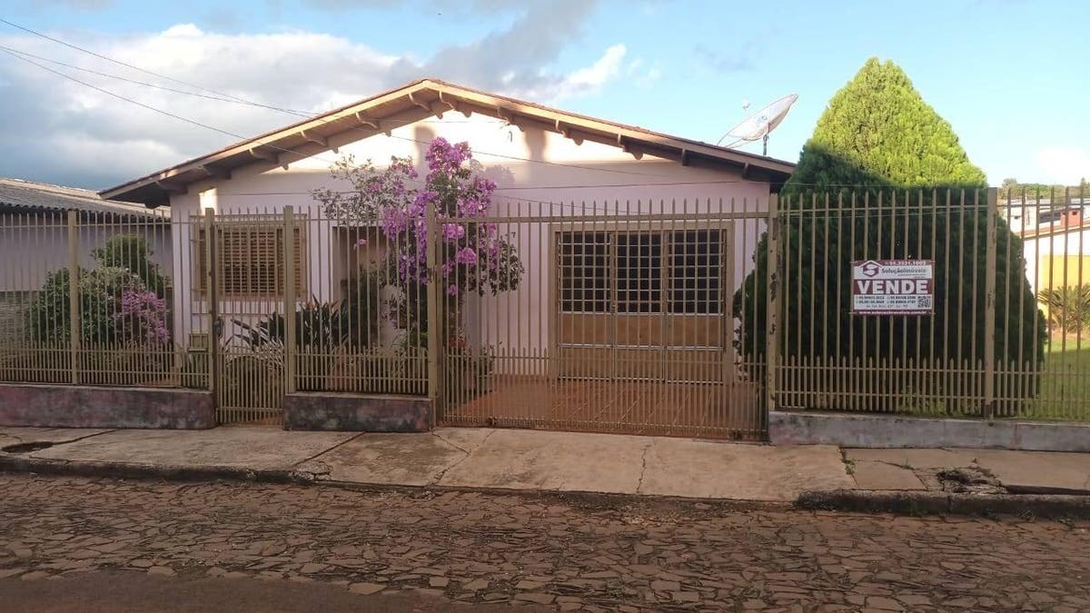 Casa 3 quartos em Burtet com 120m² de área útil - Casa em Burtet, Ijuí - à venda - IMOBILIÁRIA SOLUÇÃO IMÓVEIS IJUÍ