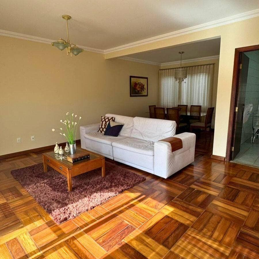 Apartamento Duplex com 2 dormitórios à venda, 165 m² por R$ 800.000,00 - Centro - Maria da Fé/MG - Apartamento em Nossa Senhora de Fátima, Itajubá - à venda - Colibri Imóveis Ltda