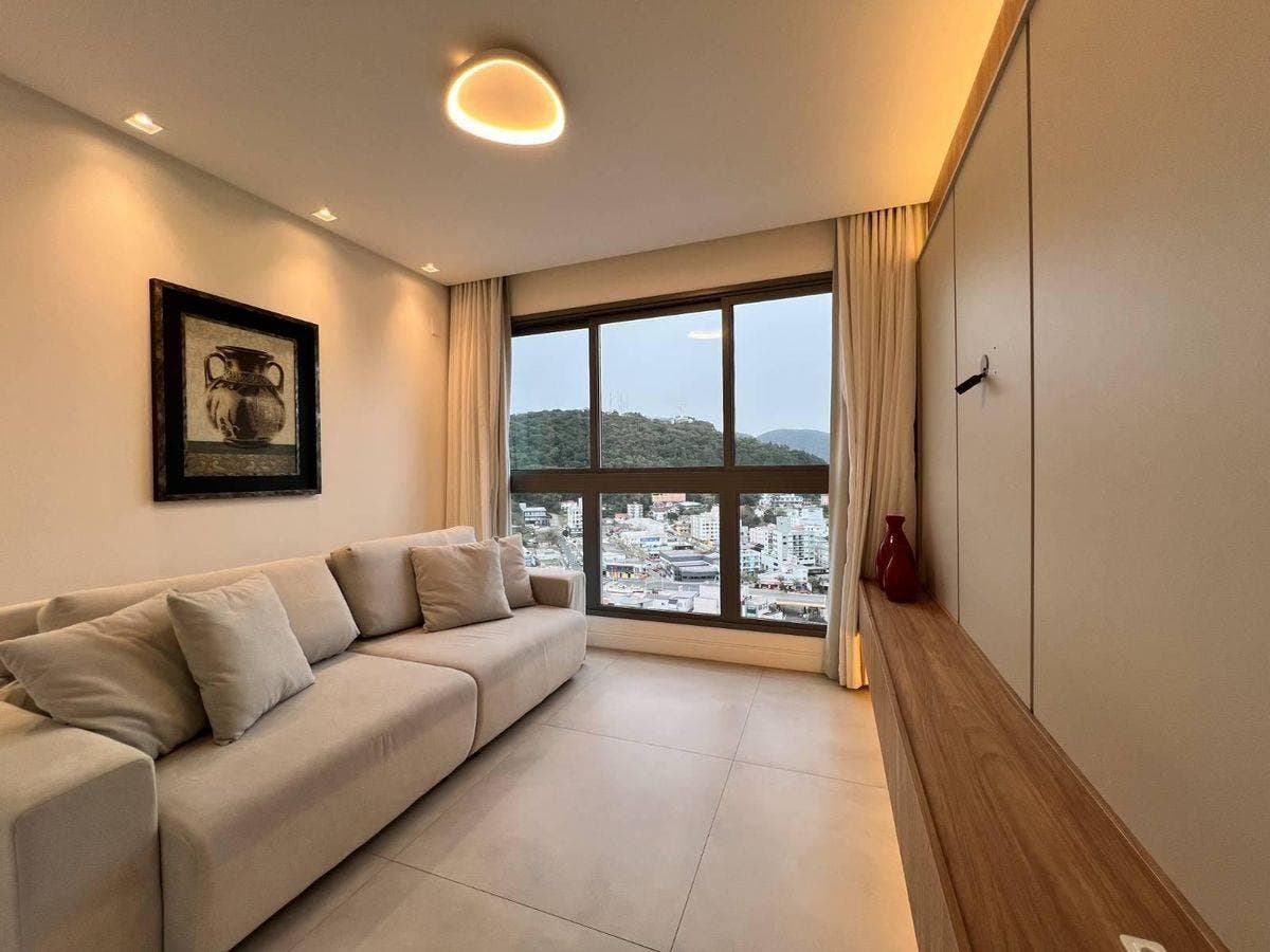 Apartamento mobiliado com 3 suítes e área de lazer completa à venda em Balneário Camboriú - Apartamento em Centro, Balneário Camboriú - à venda - Desc Imóveis