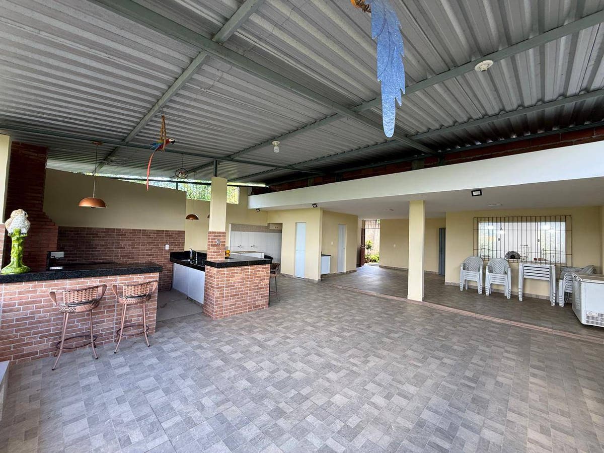 Casa com chacara no bairro Columbia - Casa em Columbia, Colatina - à venda - Select Brokers Imobiliária LTDA.
