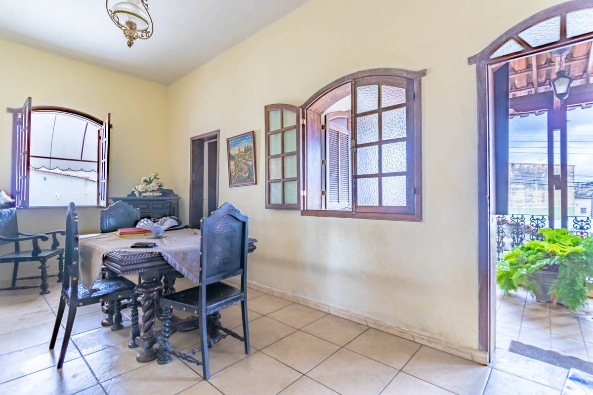 Residencial › Casa no Lagoinha com 330,00 (M²), 4 quartos e 7 vagas para Venda - Casa em Lagoinha, Belo Horizonte - à venda - Silvio Ximenes Imobiliária