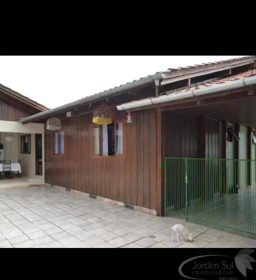 CASA DE ALVENARIA PARCIALMENTE REVESTIDA COM MADEIRA NOBRE! COM 186,00 M² DE ÁREA CONSTRUÍDA - Casa de Alvenaria em Budag, Rio do Sul - à venda - Jardim Sul Imobiliária