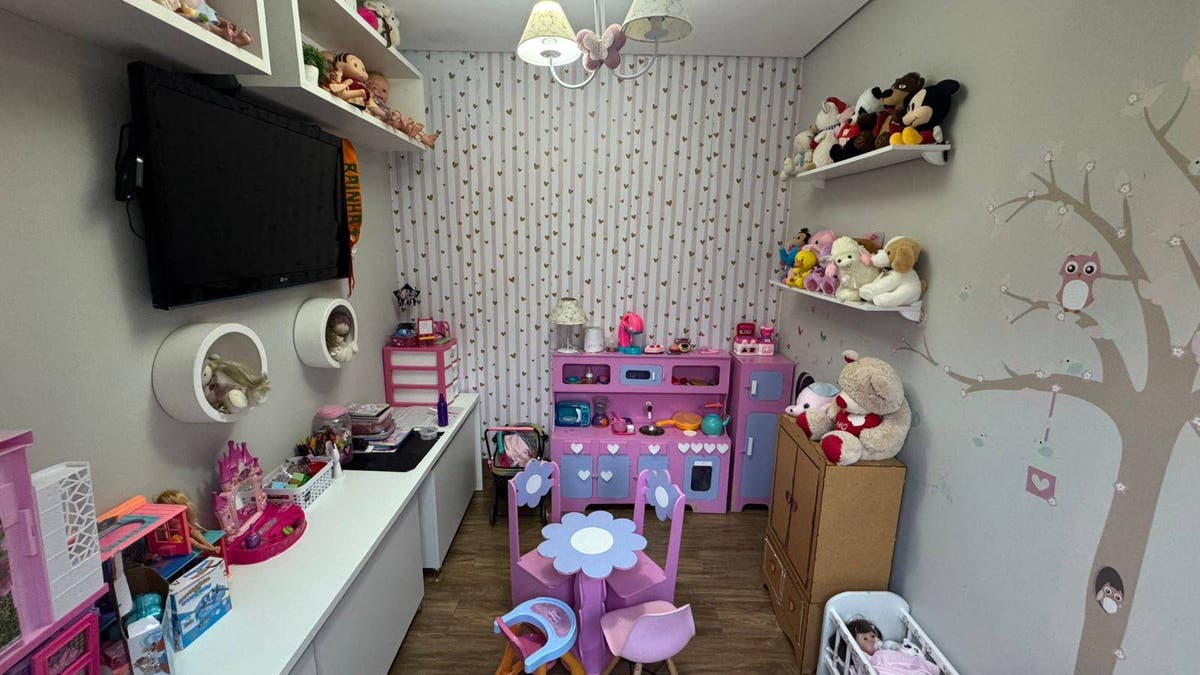 Vende-Se Sobrado em Condomínio Village do Bosque - Casa de Condomínio em Ribeirão do Lipa, Cuiabá - à venda - Prime House Inteligência Imobiliária