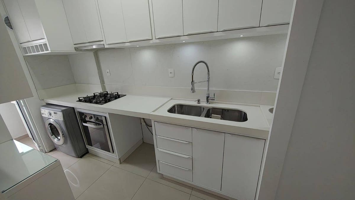 Moderno minimalista.