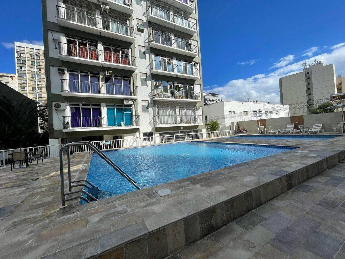 Apartamento à venda. Rua HAddock Lobo. Varanda, 2 quartos sendo 1 suíte, dependências, vaga na escritura e lazer para toda família. Código 25039 - Apartamento em Tijuca, Rio de Janeiro - à venda - MIGUEZ IMOBILIÁRIA