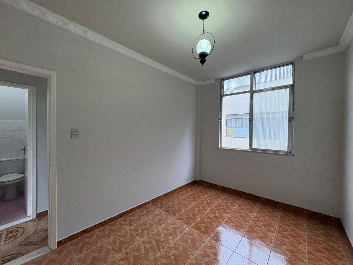 Á Venda Apartamento Sala 2 Quartos, Andar Alto com Vista para o Verde e Vaga na Escritura na Rua Engenheiro Gama Lobo. - Apartamento em Vila Isabel, Rio de Janeiro - à venda - MIGUEZ IMOBILIÁRIA