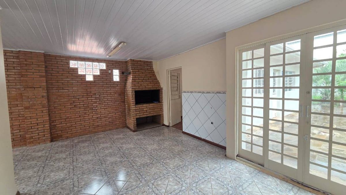 Casa central reformada com suíte, Santo Ângelo - Casa em Centro, Santo Ângelo - à venda - Imobiliária Habitex - Imóveis e Seguros