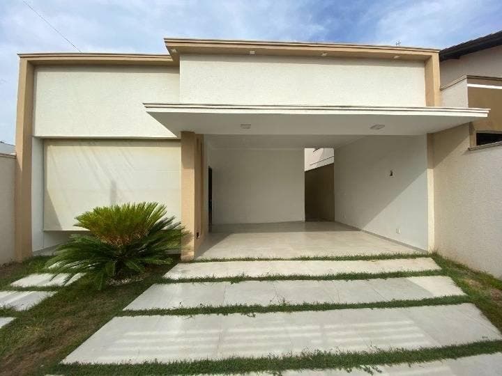 EXCELENTE OPÇÃO PARA MORAR NO CENTRO DE SINOP - Casa em Setor Residencial Sul, Sinop - à venda - CASA GOLD IMÓVEIS
