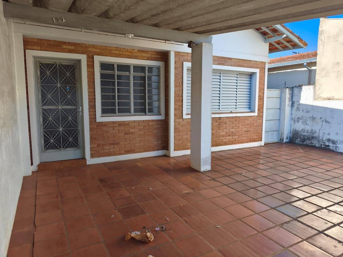 Casa à Venda e para Alugar com 3 Quartos e Garagem em Vila Timóteo - Avaré - Casa em Vila Timóteo, Avaré - para locação e à venda - CRYSTAL IMÓVEIS
