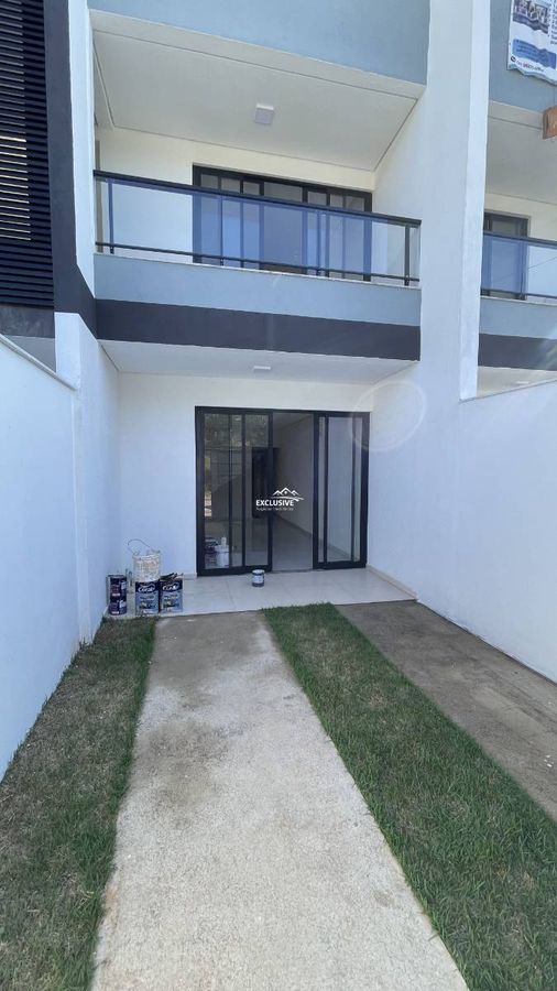 Linda Casa 3 Quartos no Tiradentes em Betim - Casa Geminada em Tiradentes, Betim - à venda - Via M Empreendimentos Imobiliários Ltda