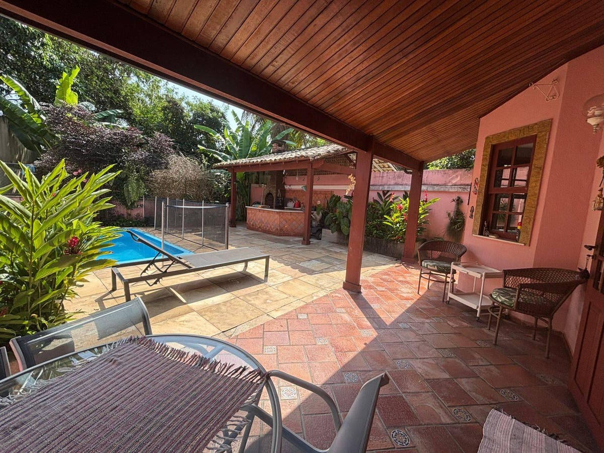 Casa com 2 Suítes, Piscina, Churrasqueira e Varanda no Recreio dos Bandeirantes - Casa de Condomínio em Recreio dos Bandeirantes, Rio de Janeiro - à venda - Ativa Imobiliária LTDA