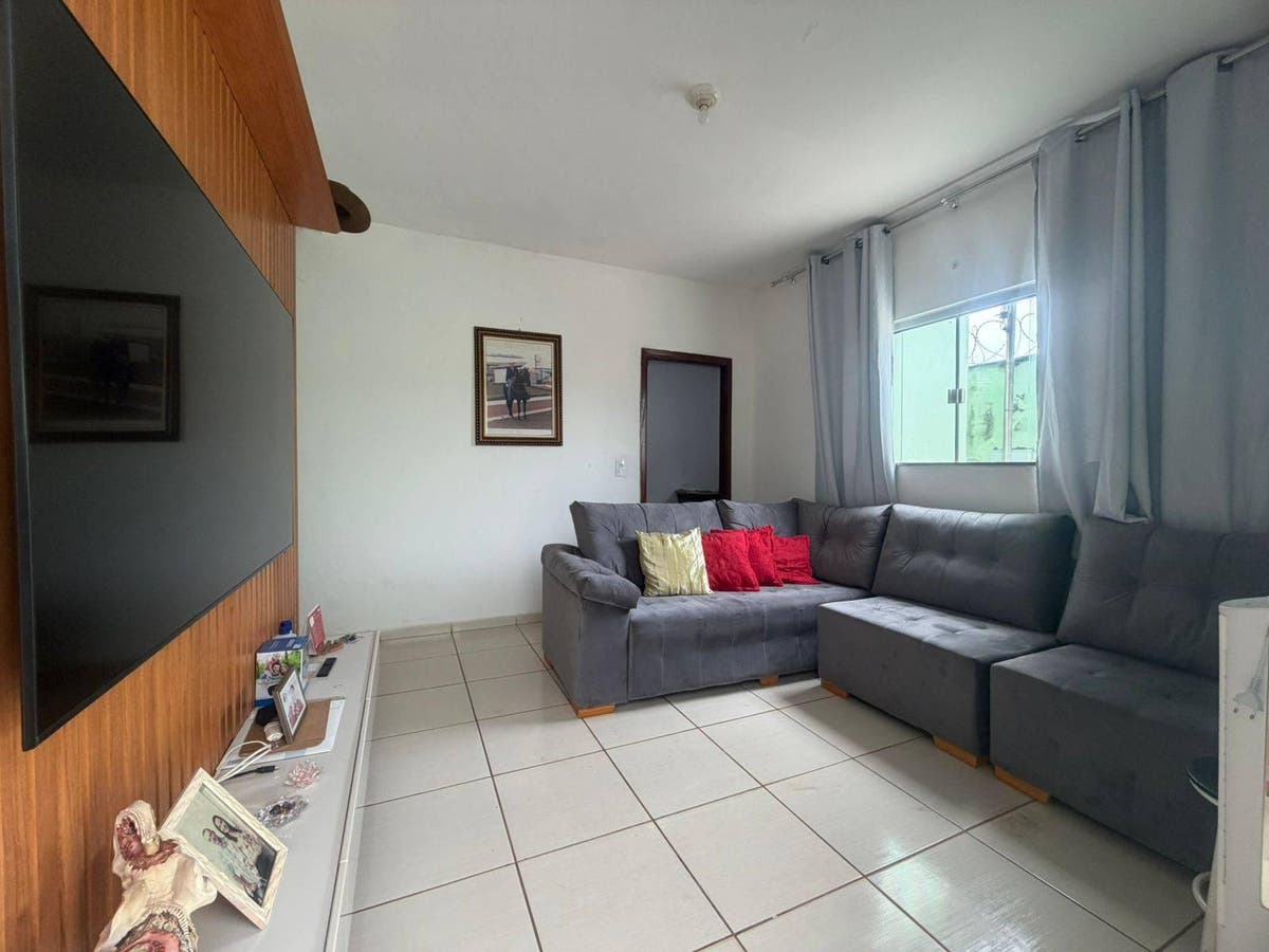 CASA A VENDA RUA CORONEL JOSÉ CARDOSO BAIRRO LAMBARI - Casa em LAMBARI, Monte Carmelo - à venda - Unijés Negócios Imobiliários LTDA