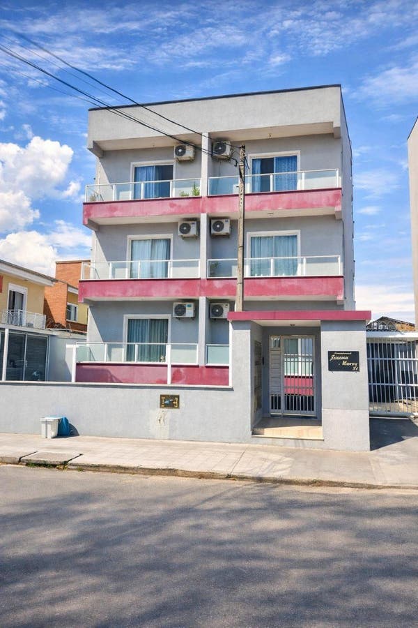 Apartamento Suíte+2 à Venda no Iririú - Apartamento em Iririú, Joinville - à venda - H7 Imóveis Ltda