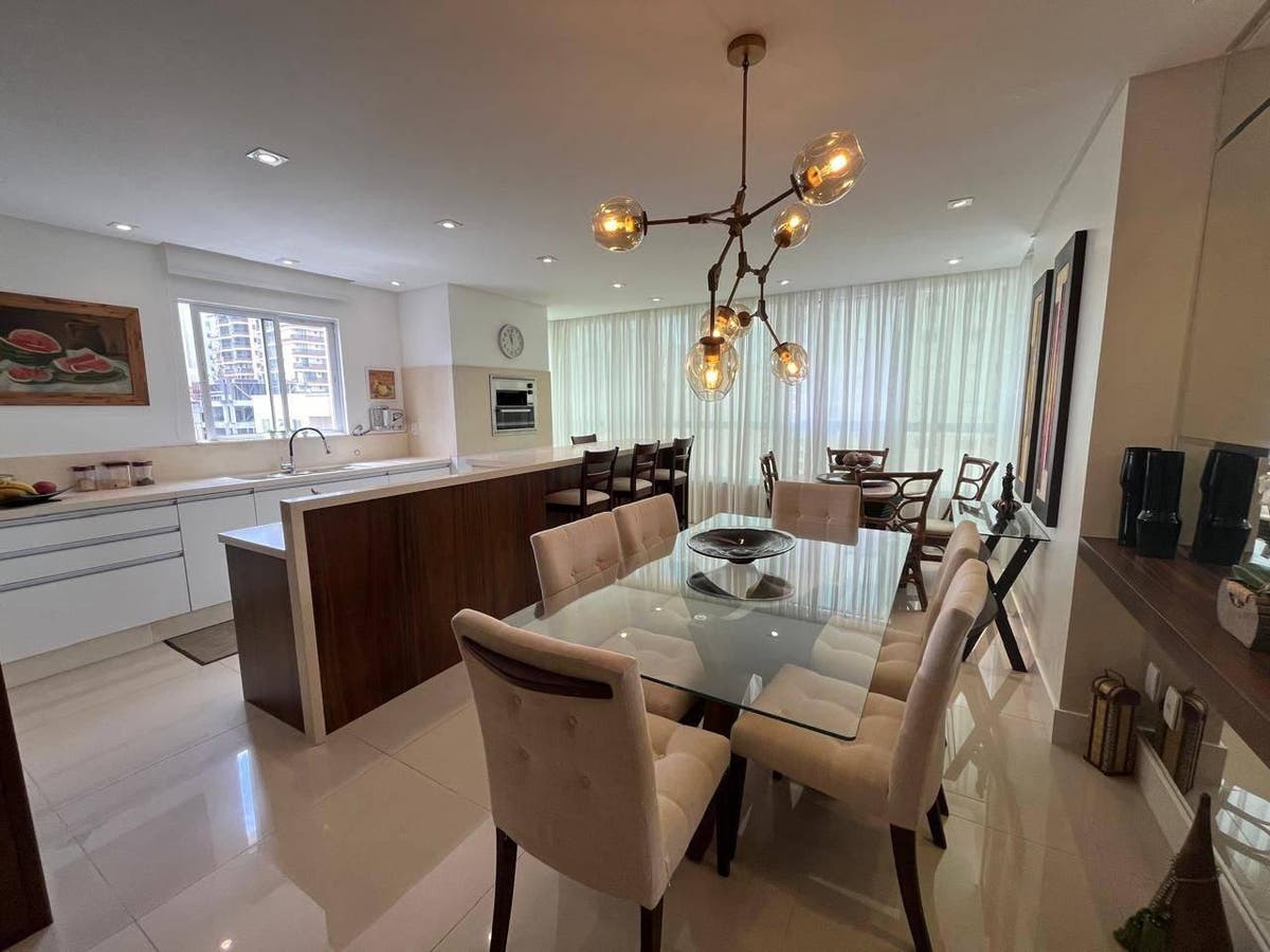 Apartamento mobiliado, 04 Dormitorios, 151m2, 02 vagas, centro, Balneário Camboriú - Apartamento em Centro, Balneário Camboriú - à venda - IMEX INVESTIMENTOS LTDA