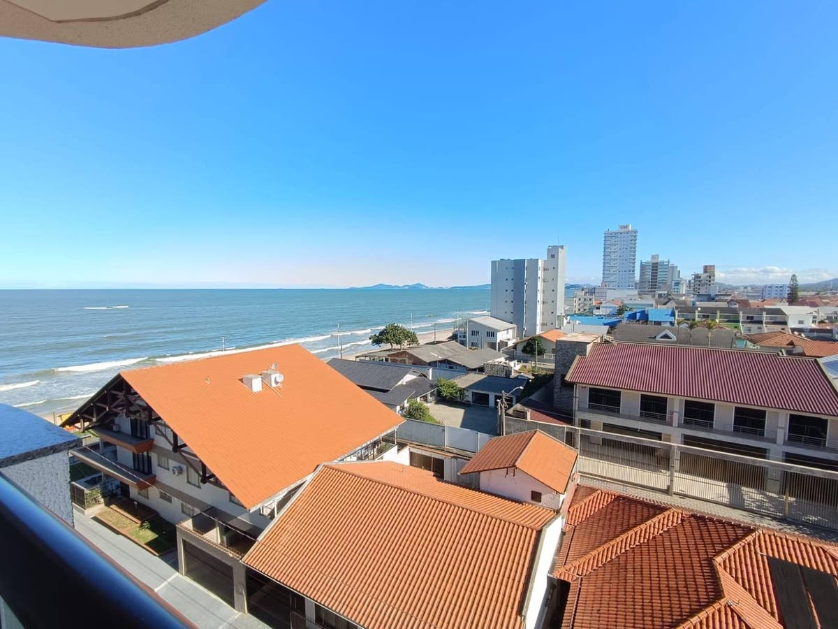 Varanda com vista para o mar