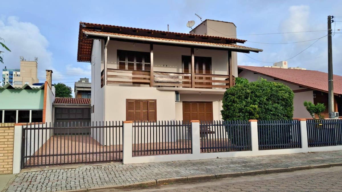 Sobrado com 3 quartos, Armação - Penha - Sobrado em Armação, Penha - à venda - MARIAN IMÓVEIS