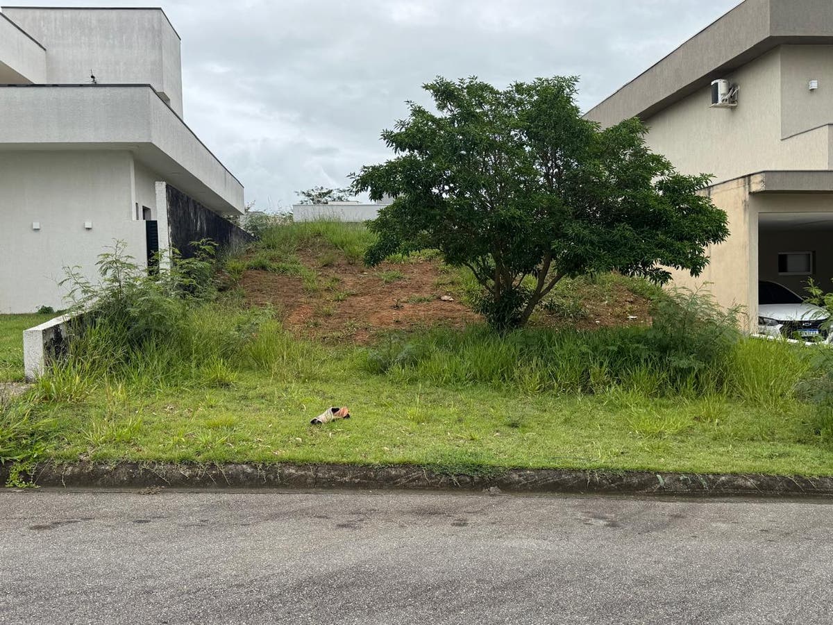 TERRENO CONDOMÍNIO VALE DOS LAGOS ALTO PADRÃO!!! 1.015,80 M² - Terreno em Condominio em Condomínio Parque Vale dos Lagos, Jacareí - à venda - LISURA IMÓVEIS