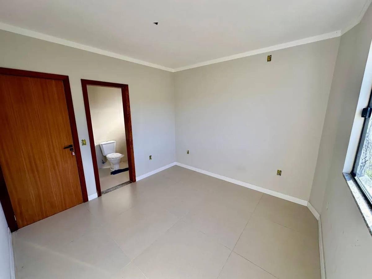 Casa à venda, Forquilhas, São José, SC - Casa em Forquilhas, São José - à venda - Madri Imóveis ltda