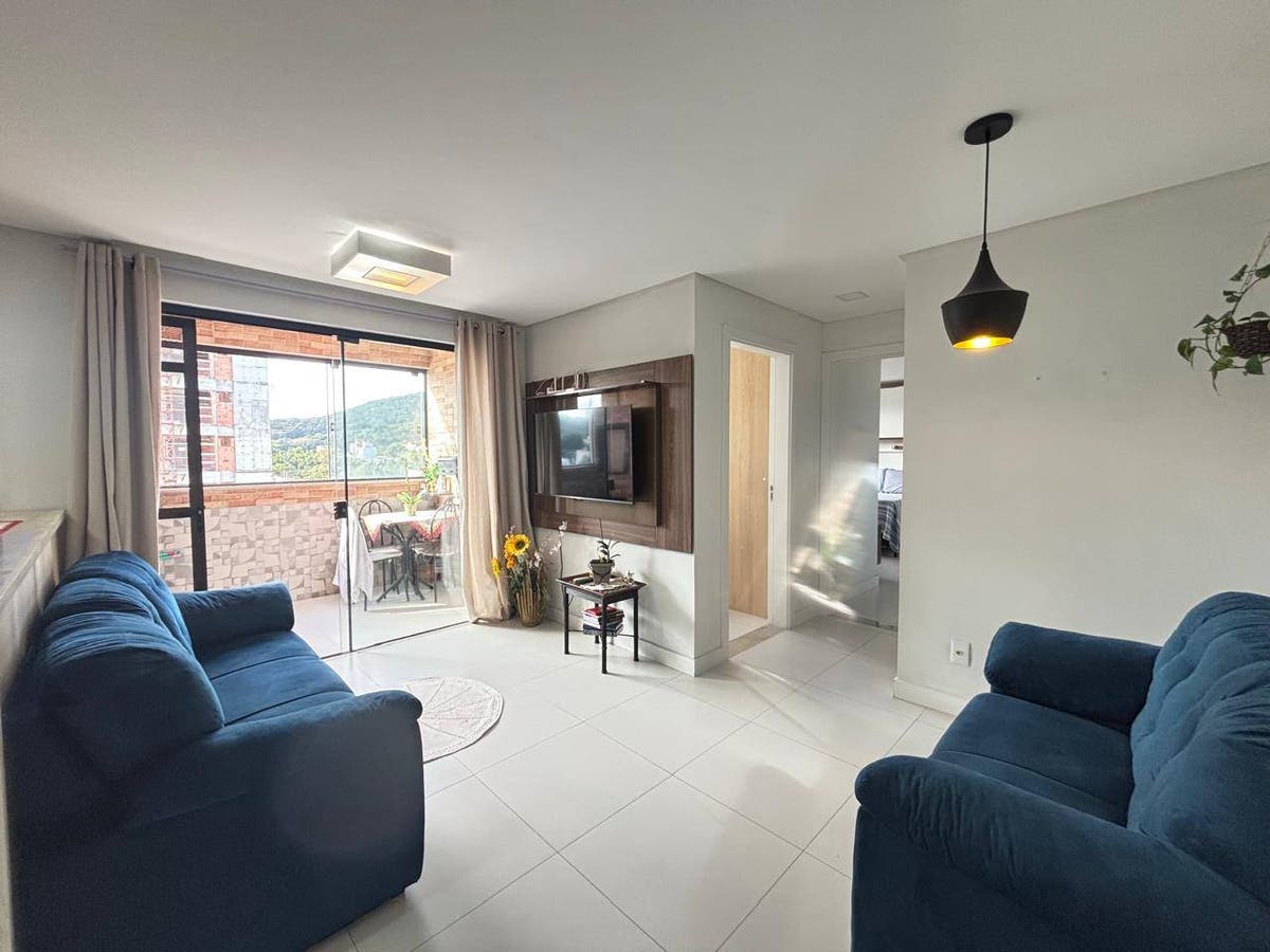 Apartamento semi-mobiliado com 2 dormitórios no Bairro São Francisco de Assis Em Camboriú - Apartamento em Camboriú - à venda - Desc Imóveis