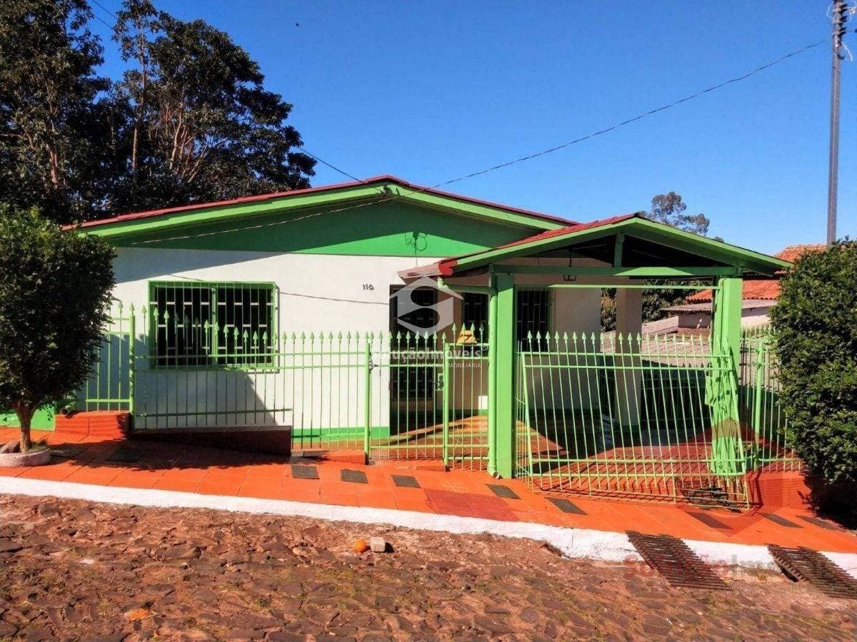 Excelente Casa com Porão no Bairro Elizabeth - Casa em Elizabeth, Ijuí - à venda - IMOBILIÁRIA SOLUÇÃO IMÓVEIS IJUÍ