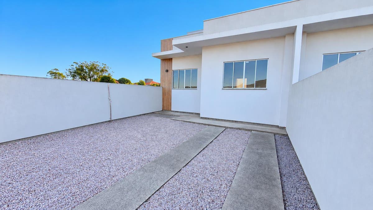 Casa Geminada na Nova Brasília - Imbituba SC - Casa/Sobrado em Nova Brasília, Imbituba - à venda - ZIMBA IMOVEIS