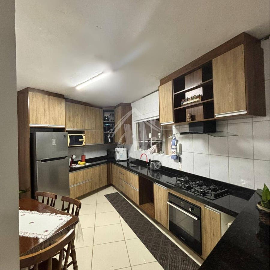 Casa com 270m² localizada no bairro Serra dos Cristais, Várzea Paulista - SP - Casa em Várzea Paulista - à venda - Fiveh Soluções Imobiliárias