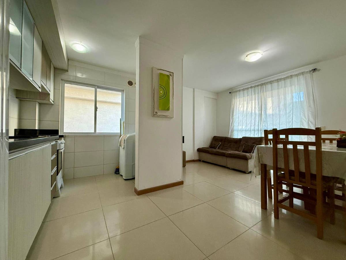 Apartamento nº 103 Residencial Flamboyant, Locação Temporada, Praia de Bombas. - Apartamento em Bombas, Bombinhas - para temporada - JBR INVESTIMENTOS IMOBILIARIOS