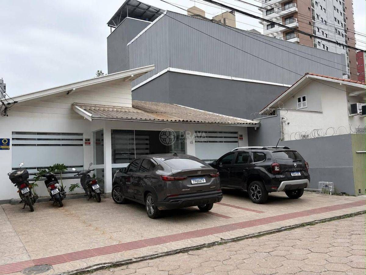CASA PARA LOCAÇÃO COMERCIAL OU RESIDENCIAL NO CENTRO DE ITAJAÍ - Casa em Centro, Itajaí - para locação - Brava Norte Imóveis