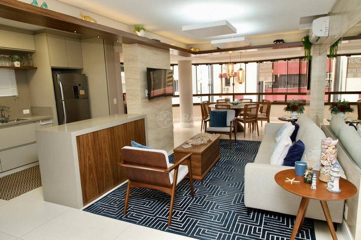 APARTAMENTO MOBILIADO COM 3 QUARTOS - CENTRO, BALNEÁRIO CAMBORIÚ - Apartamento em Centro, Balneário Camboriú - à venda - Brava Norte Imóveis