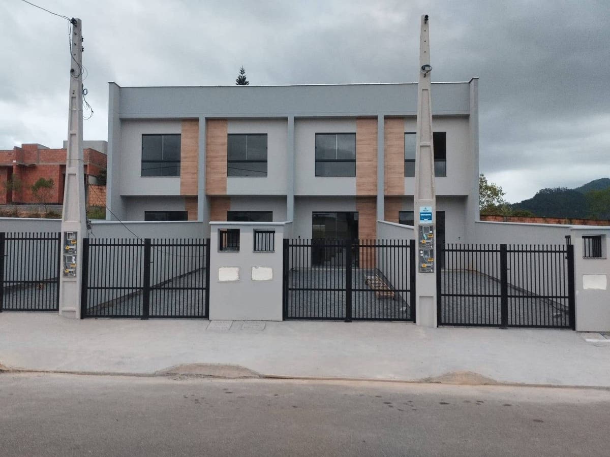 GEMINADO DUPLEX COM 2 QUARTOS | JARAGUÁ 99 - Casa Geminada em Jaraguá 99, Jaraguá do Sul - à venda - D2 Imóveis