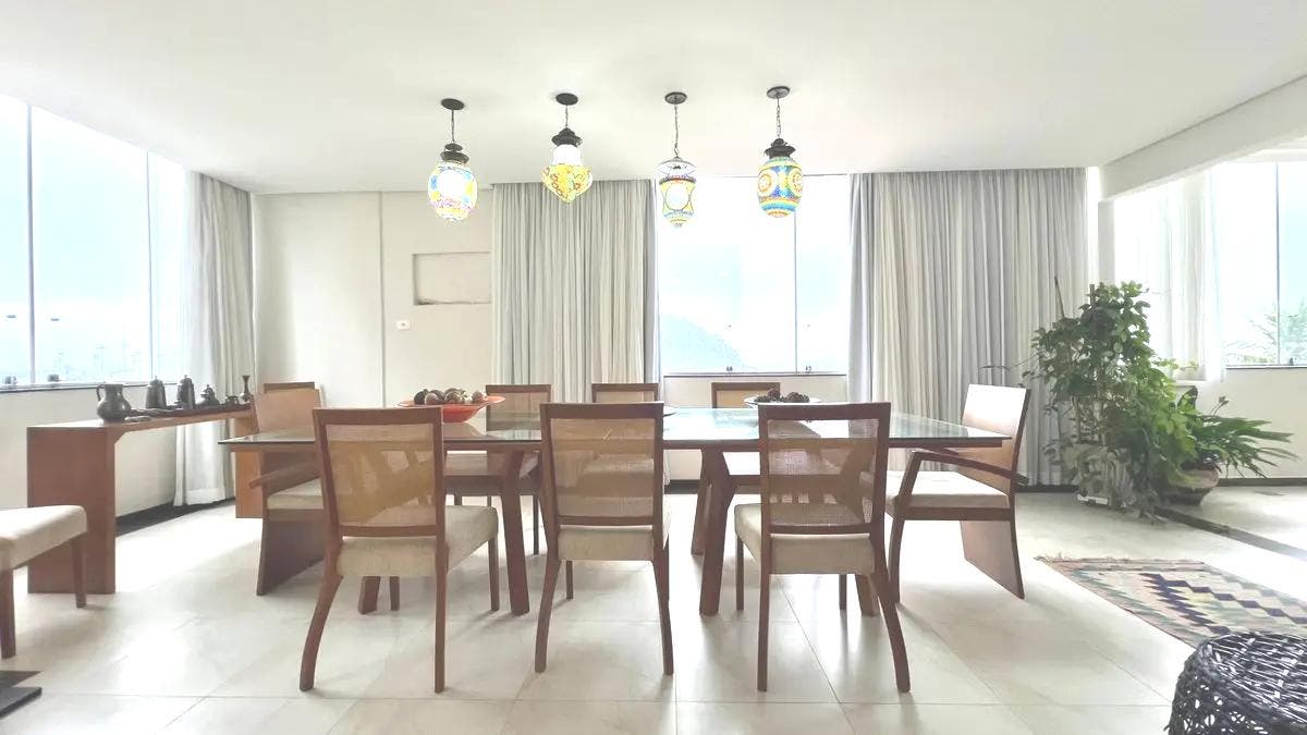VENDO APARTAMENTO PÉ NA AREIA COM VISTA MAR/DECORADO/ENTRADA PRIVATIVA - Apartamento em José Menino, Santos - à venda - Aliança Imóveis Gonzaga LTDA