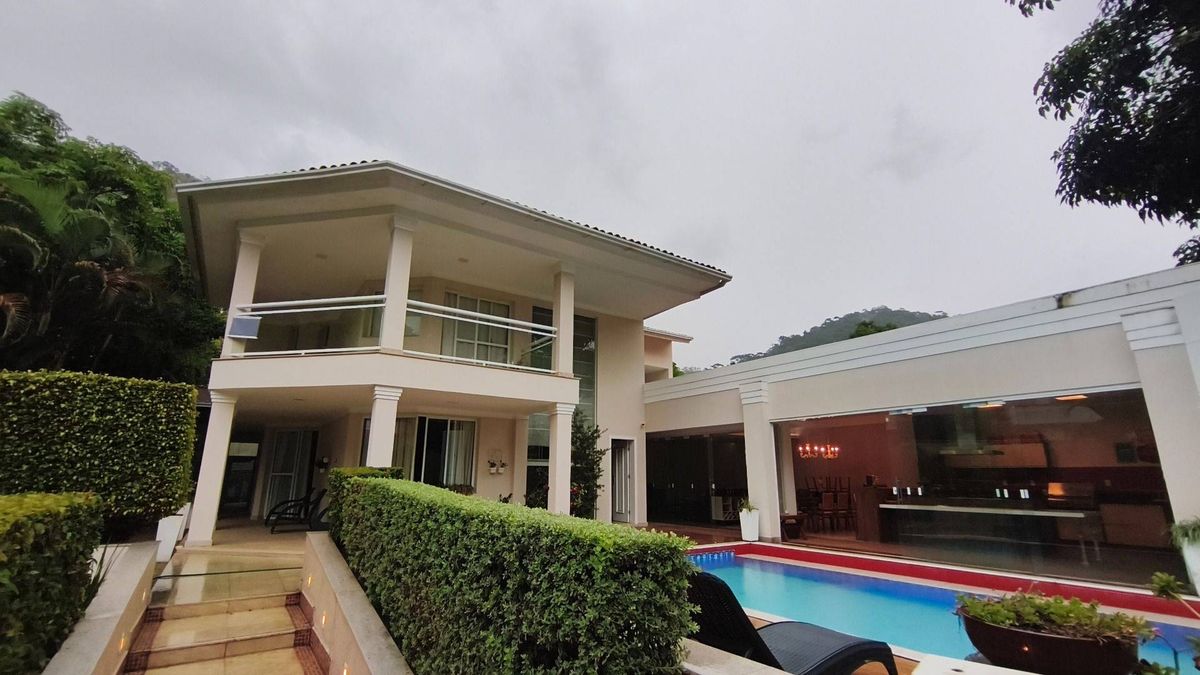 Casa Duplex - Alto Padrão - 520 m² - Fradinhos - Vitória/ES - Casa em Fradinhos, Vitória - para locação - More & Corporatti Soluções Imobiliárias Ltda