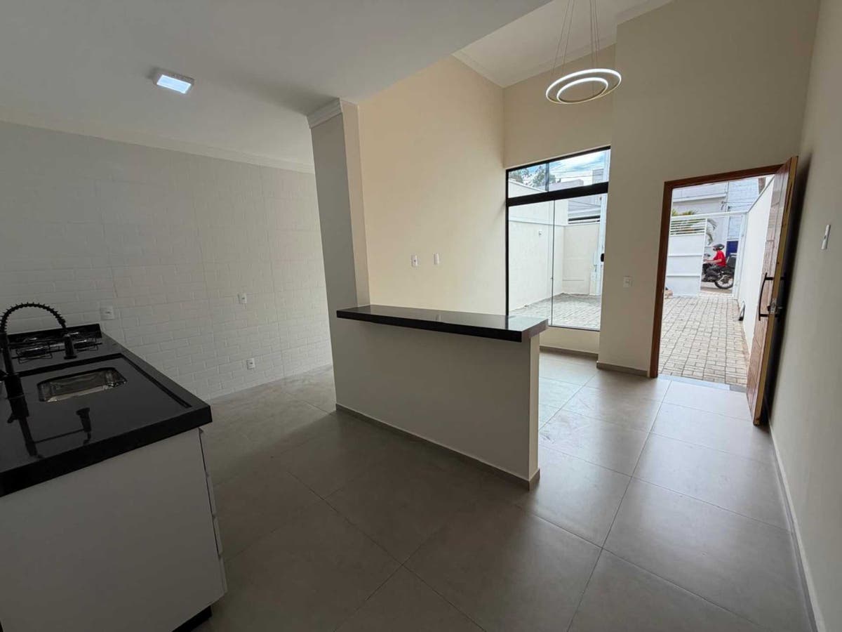 Casa com 3 quartos, Parque Real - Pouso Alegre - Casa em Parque Real, Pouso Alegre - à venda - IMOBILIÁRIA VLT IMÓVEIS LTDA
