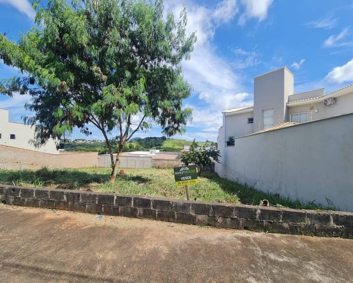 TE00171 – TERRENO EM GUAXUPÉ – Nova Floresta - Lote/Terreno em Nova Floresta, Guaxupé - à venda - Grupo G3 Investhouse Ltda