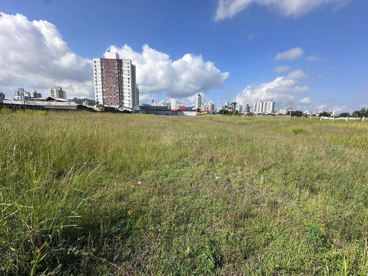 TERRENO NO SÃO JOÃO - Terreno em São João, Itajaí - para locação - Brava Norte Imóveis