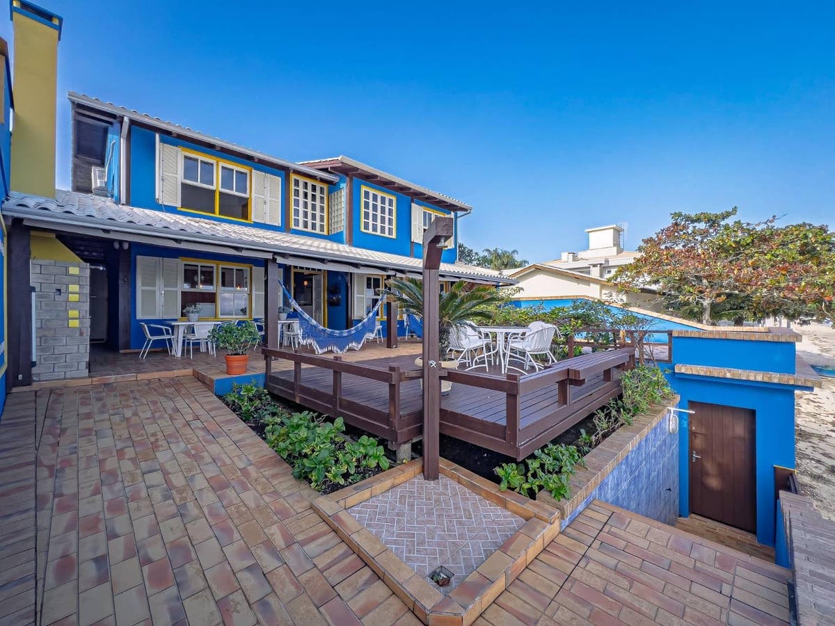 Casa frente mar com 4 quartos à Venda, Canto Grande - Bombinhas - Casa em Canto Grande, Bombinhas - à venda - PRIME INVESTIMENTOS