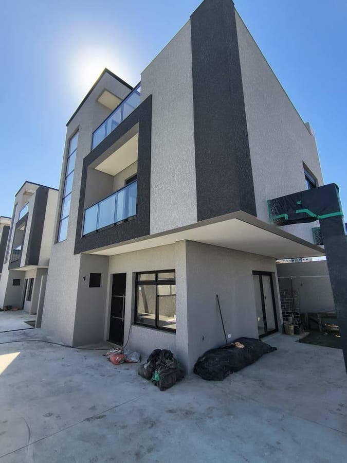 Triplex bairro Hauer - Sobrado em Hauer, Curitiba - à venda - EVALGRANDE CONSULTORIA IMOBILIARIA LTDA