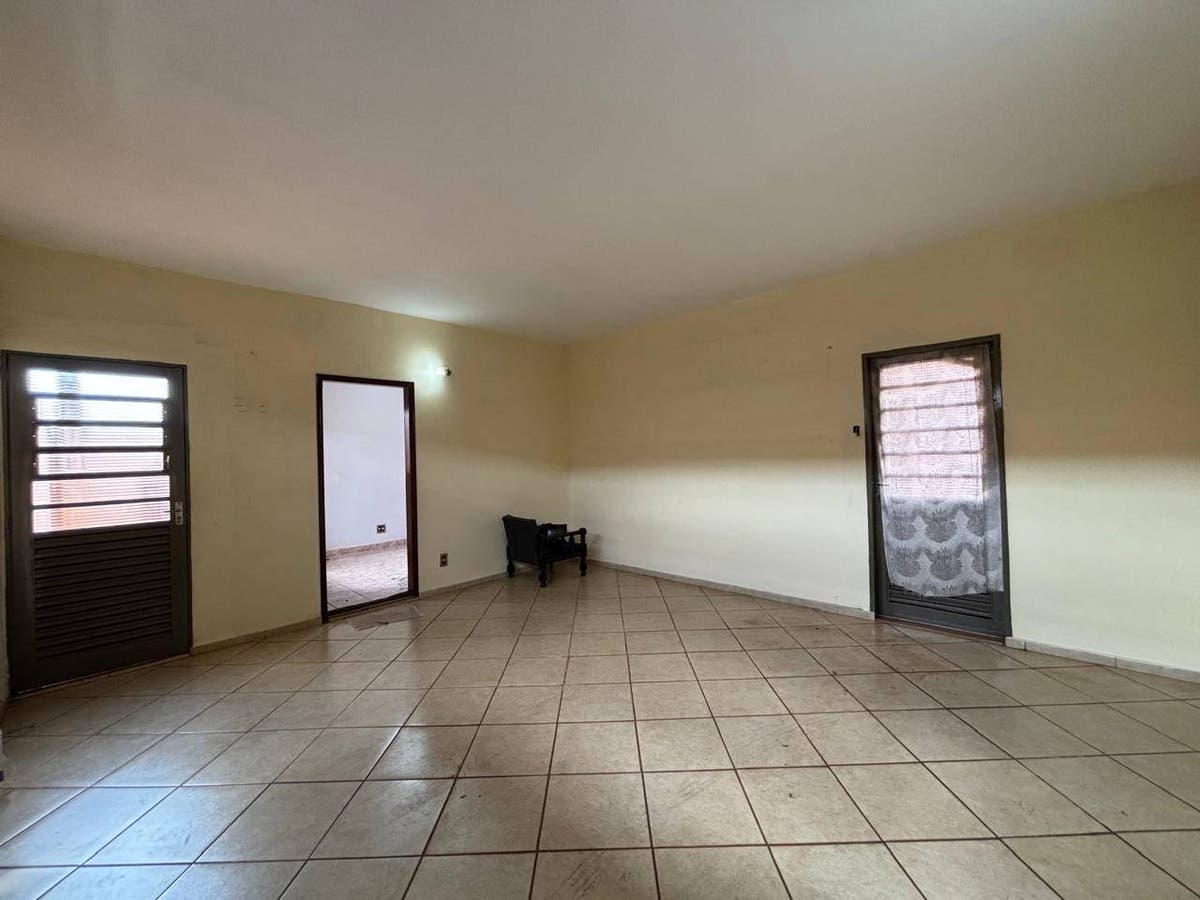 Imóvel a venda no Jardim Pedro Ometto - Casa em Jardim Pedro Ometto, Jaú - à venda - JM IMOBILIARIA ARRUDA LTDA ME