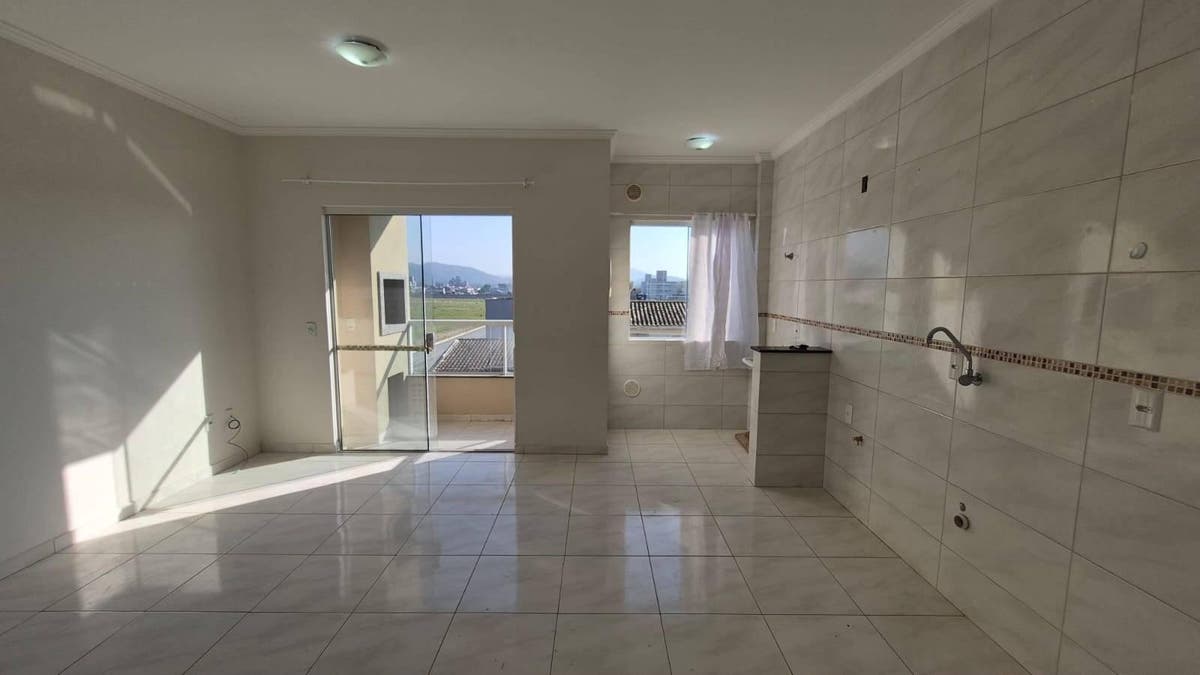 Aluguel Apartamento 2 dormitórios Bairro Santa Regina - Apartamento em Santa Regina, Camboriú - para locação - Ilaini Imóveis
