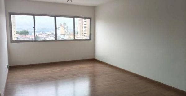 Não há fachada visível na imagem.