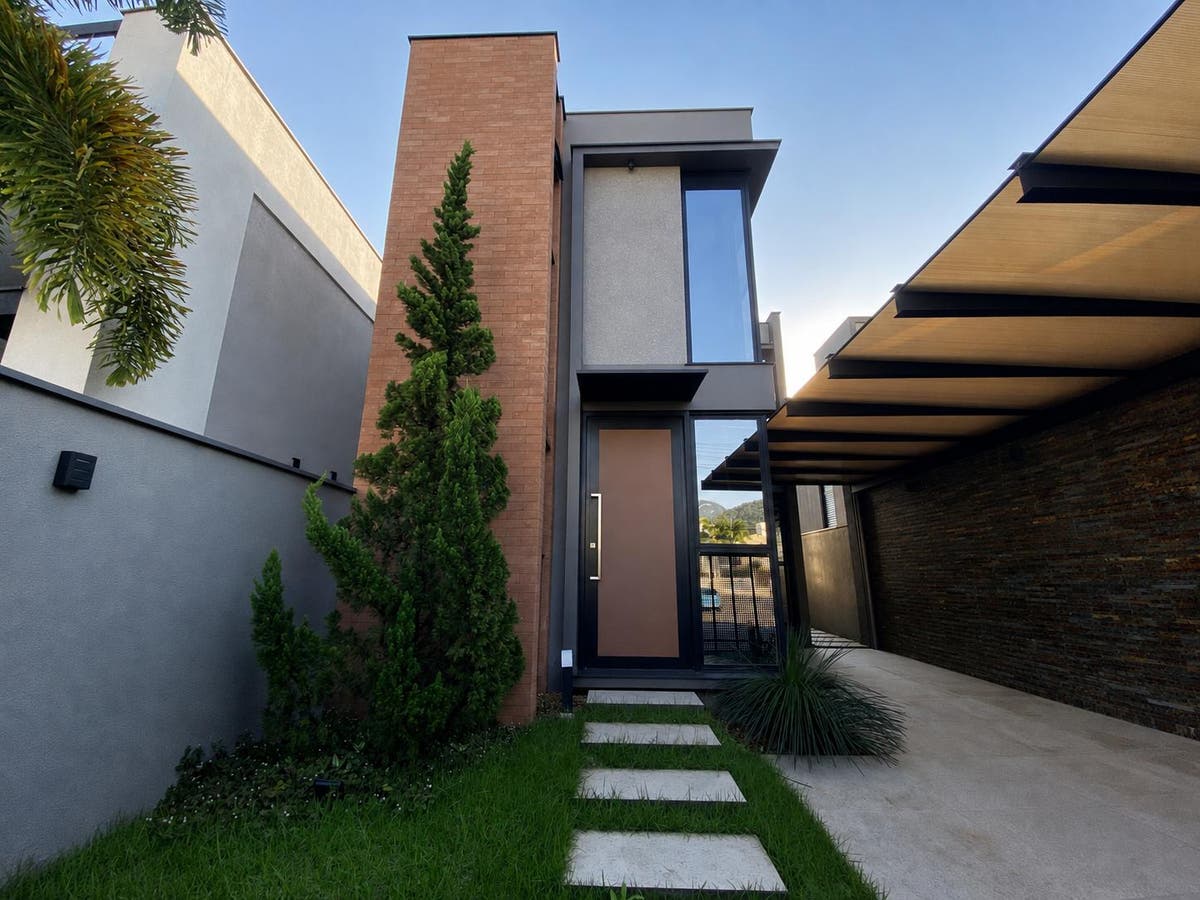 Duplex Alto Padrão | Amizade | 3 quartos (1 suíte) | 140m² - Casa Geminada em Amizade, Jaraguá do Sul - à venda - MACROimoveis.com