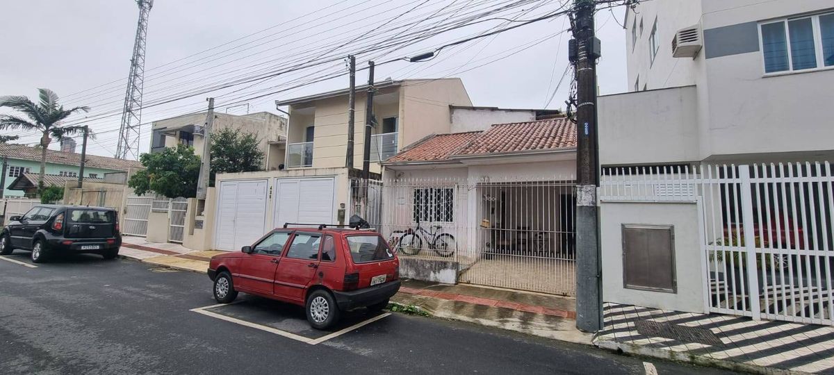 IMÓVEL PRA VENDA NO BAIRRO VILA REAL EM BALNEÁRIO CAMBORIÚ